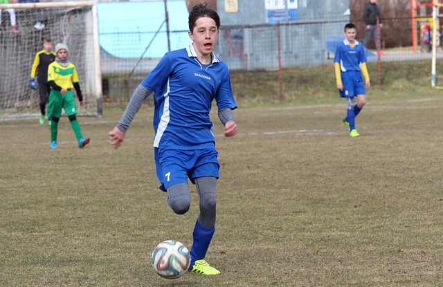 当年效力于 当年效力于